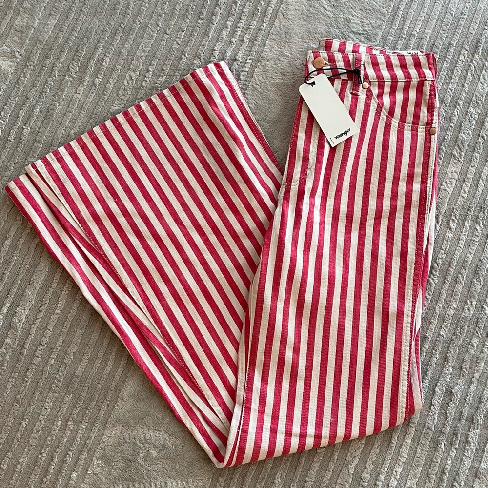 wrangler high rise flare wanderer jeans.